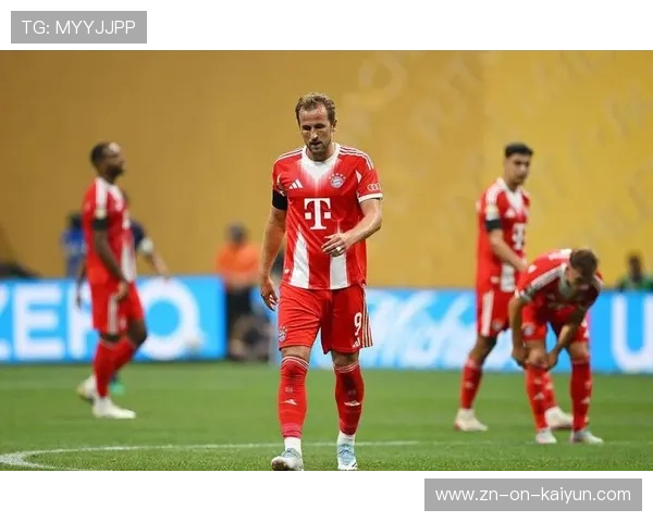 拜仁关注格里马尔多,替代左后卫成冬窗目标 拜仁关注格里马尔多,替代左后卫成冬窗目标