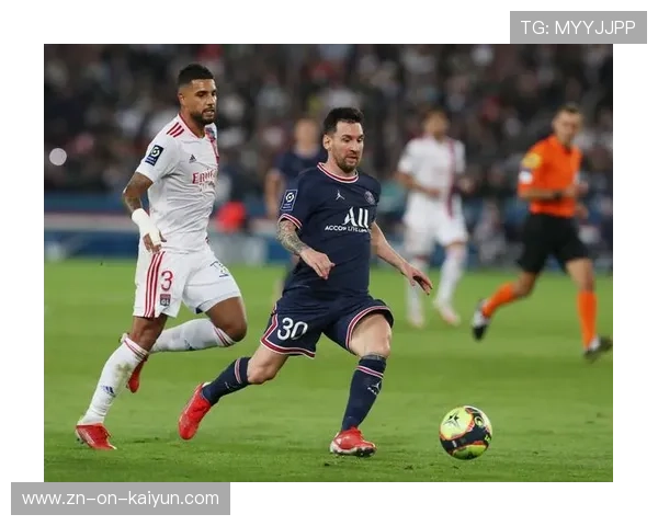 梅西任意球直挂死角，巴黎圣日耳曼法甲领跑